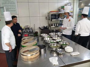 趙豐局長(zhǎng)深入徽州大酒店檢查指導(dǎo)，筑牢餐飲服務(wù)食品安全防線